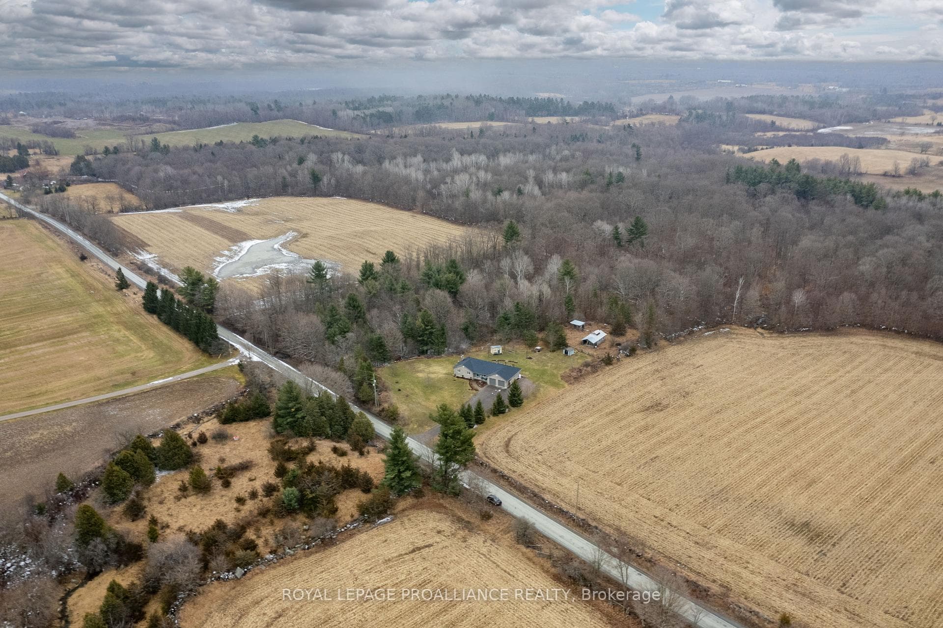 317 Countryman Road photo 35