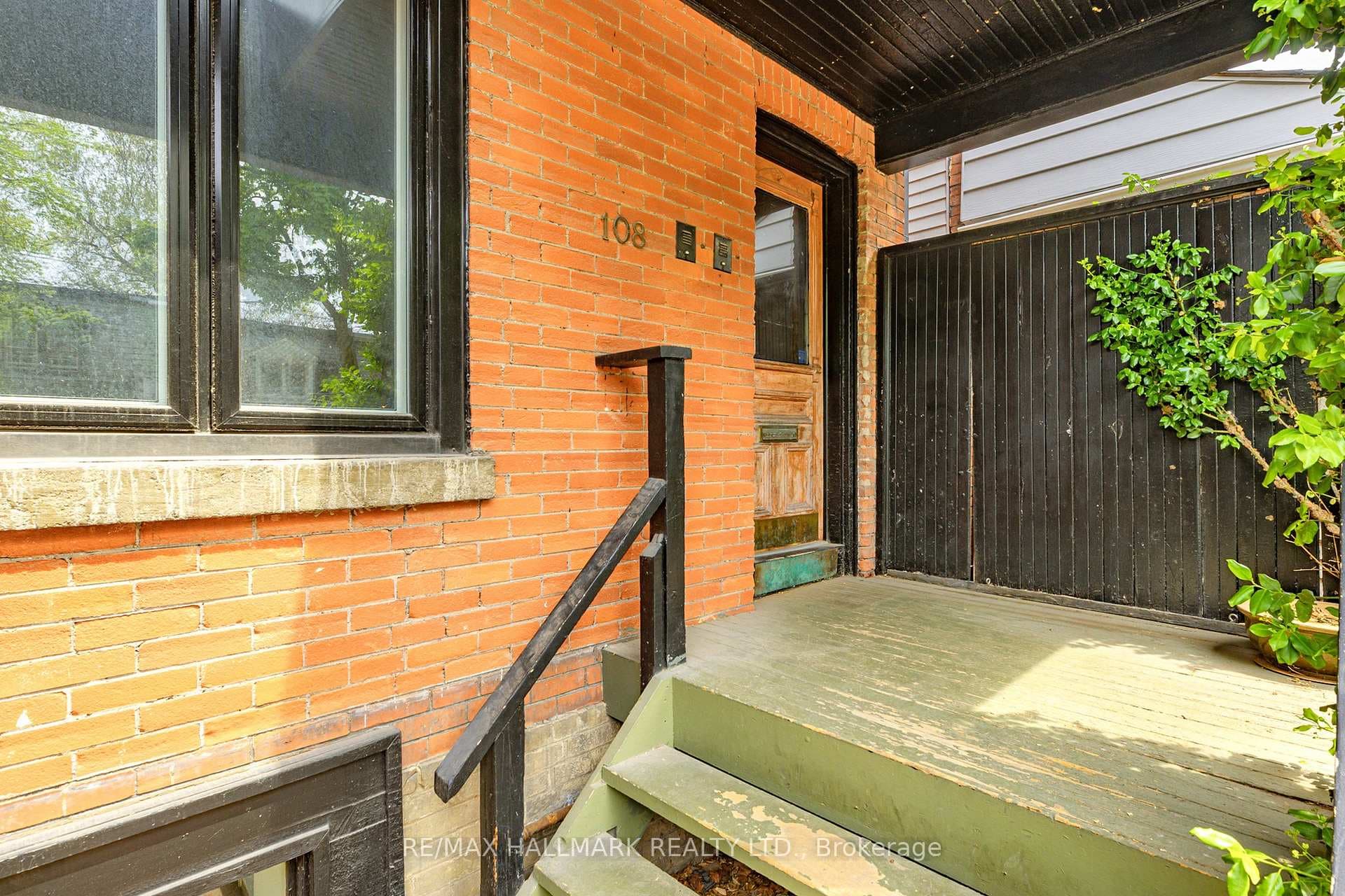 108 Withrow Avenue photo 2