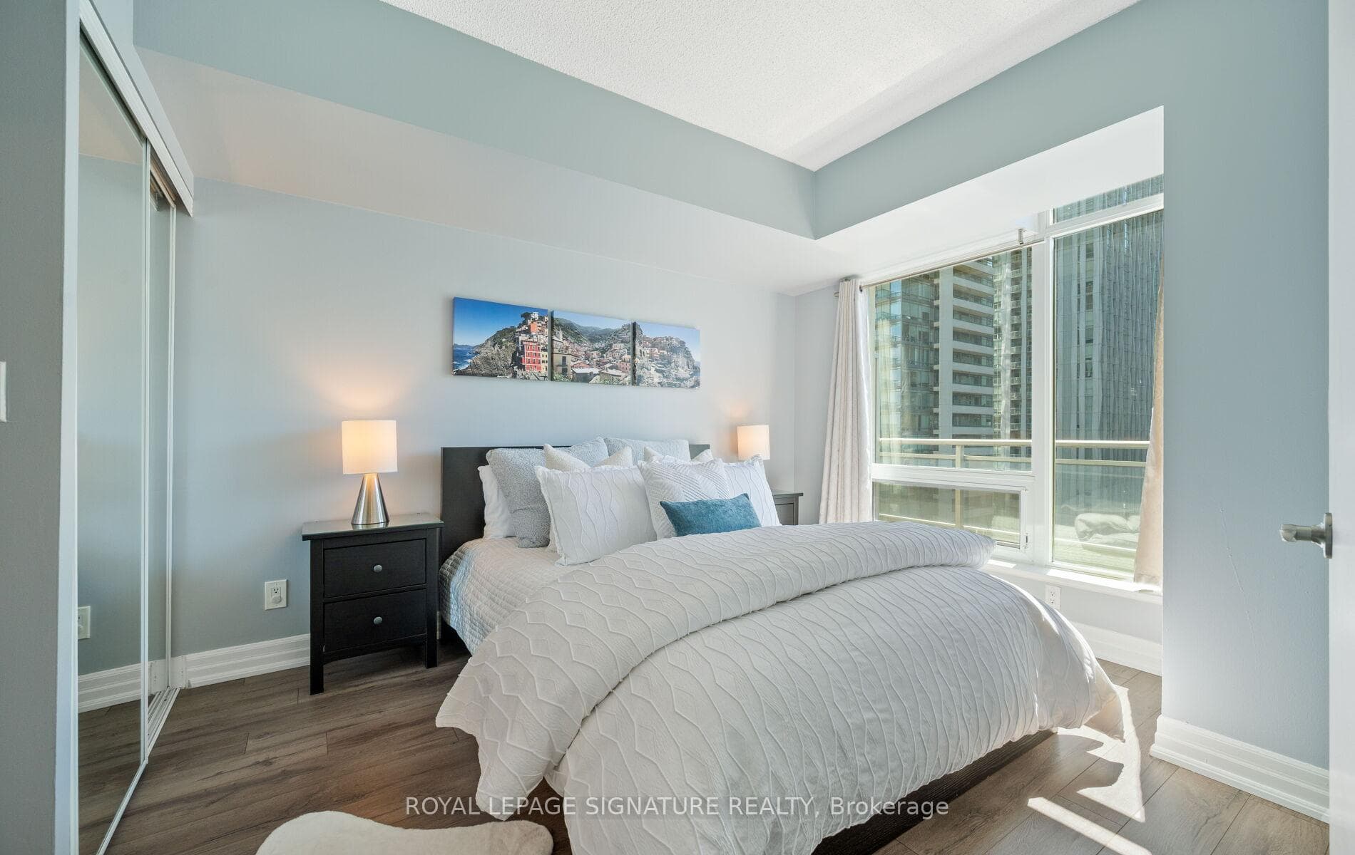 8 Scollard Street Unit 1405 photo 18