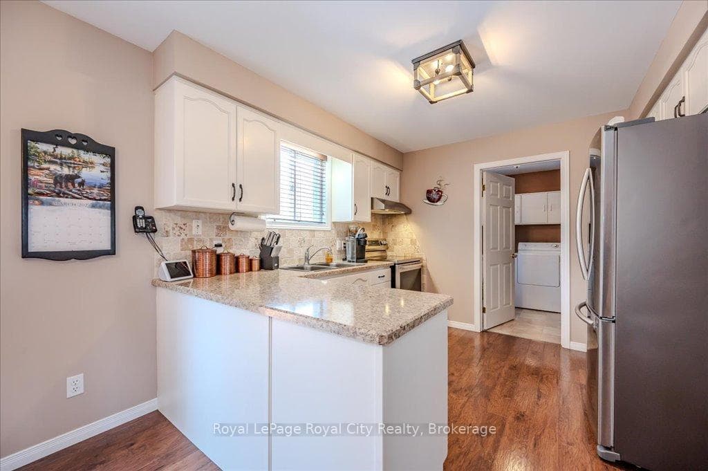97 Thornhill Drive photo 16