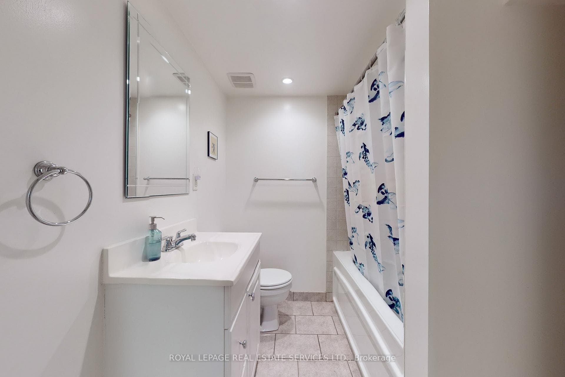 131 York Mills Road photo 26