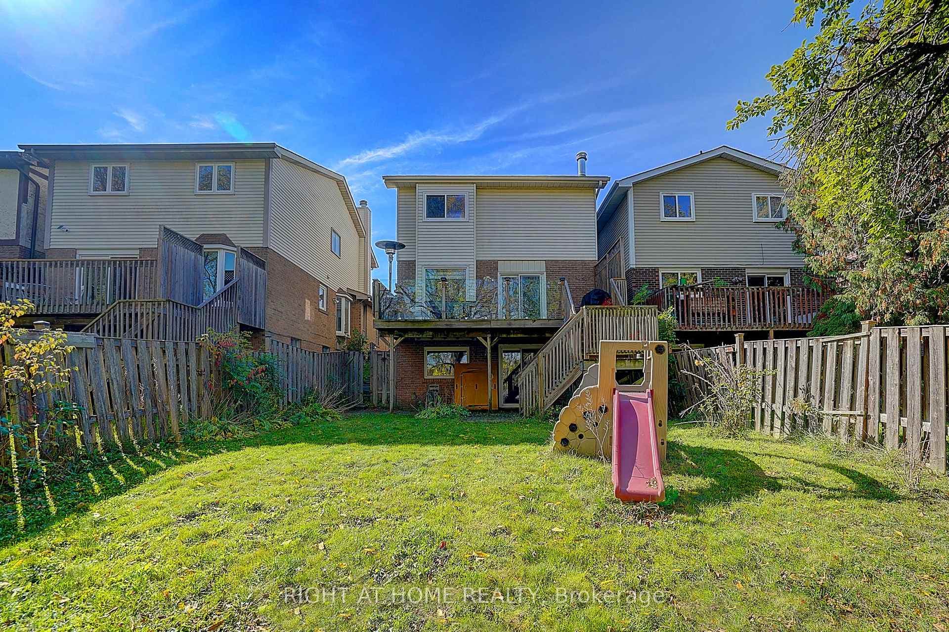 32 Macauley Drive photo 42