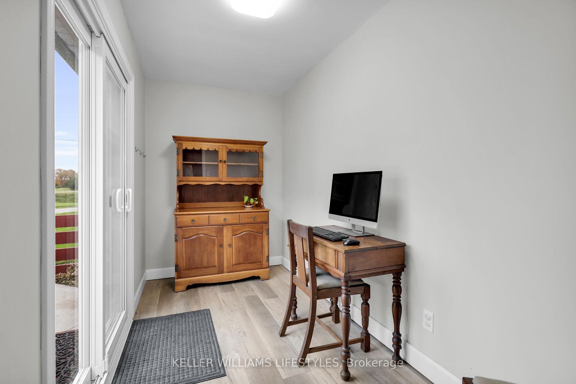2624 Hamilton Road photo 24