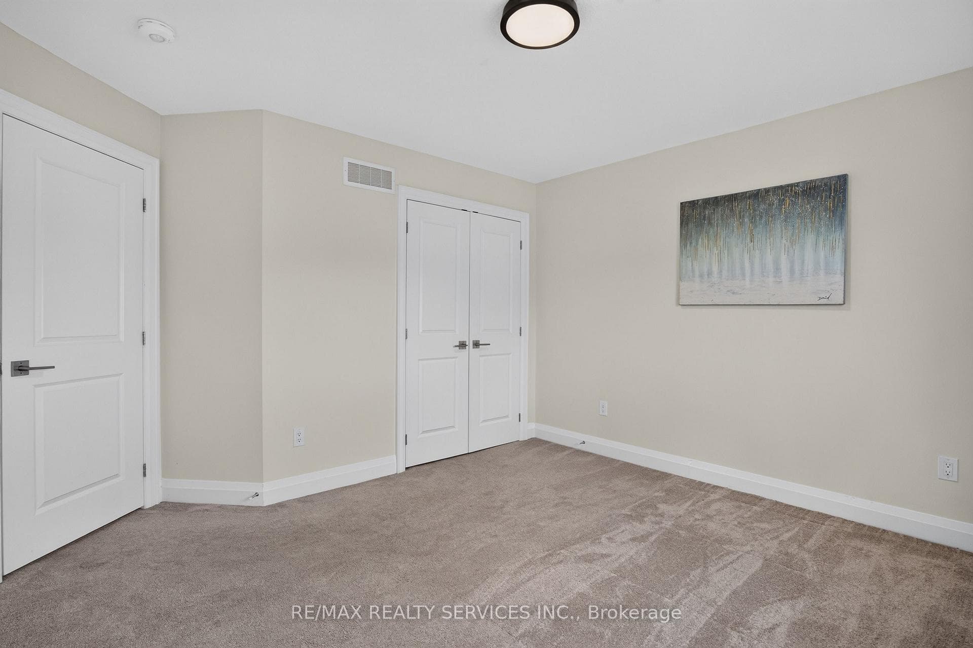 138 Woodberry Crescent photo 39