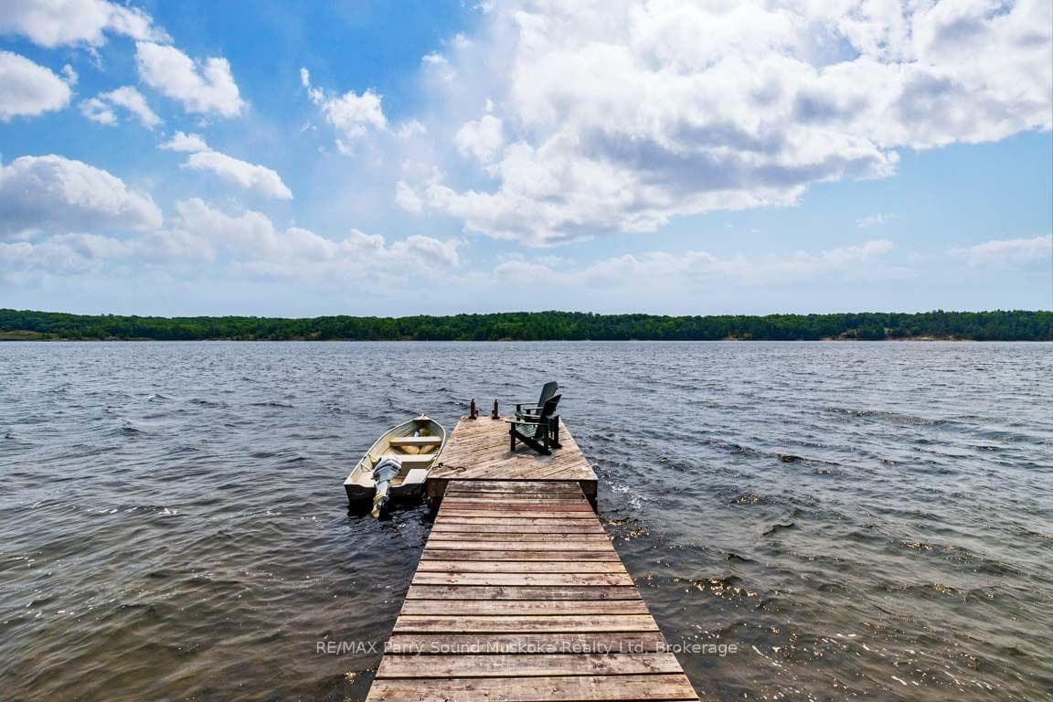Prime Southwest exposure! Great swimming & dockage