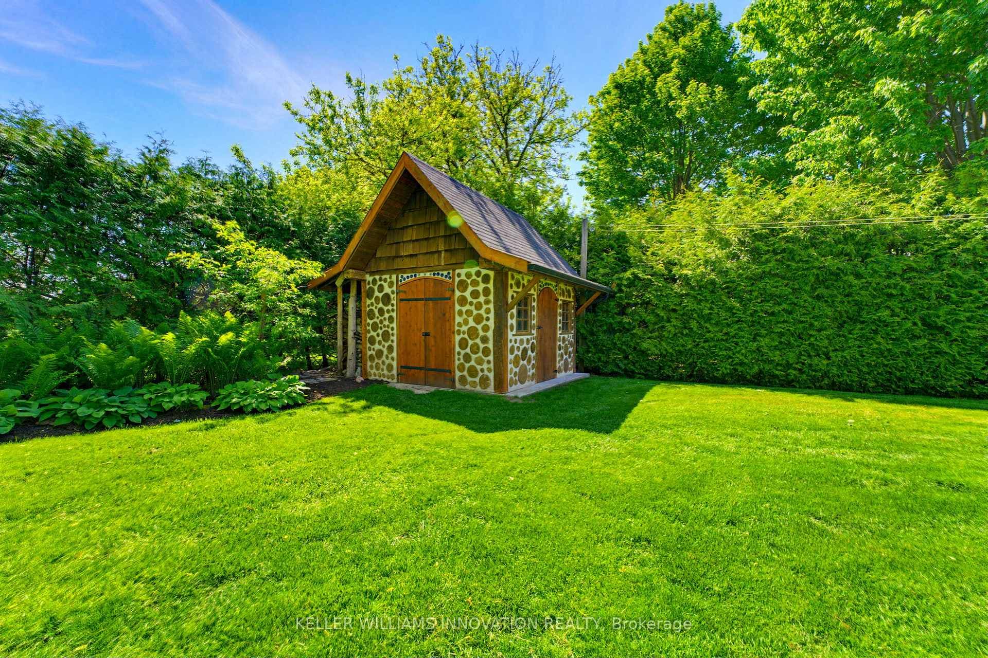 169 James Street photo 34