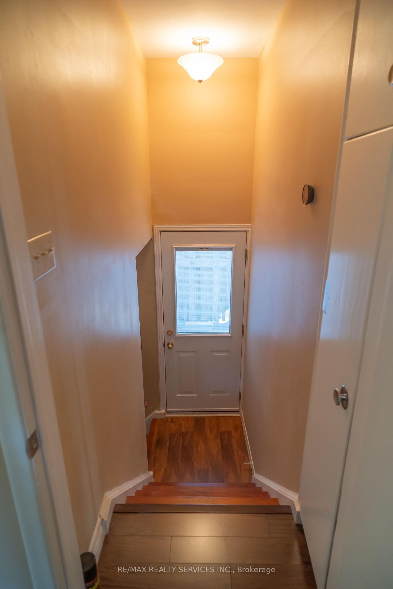 64 Milford Haven Drive photo 24