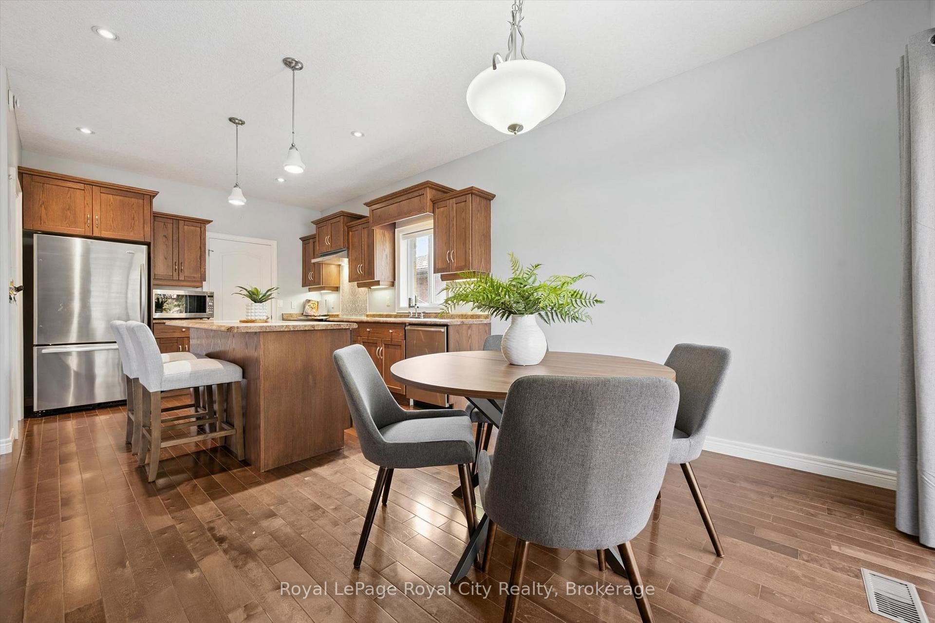 60A Eastview Road photo 13