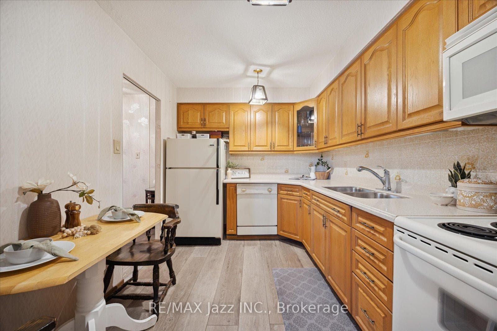 120 Elgin Street Unit 102 photo 10
