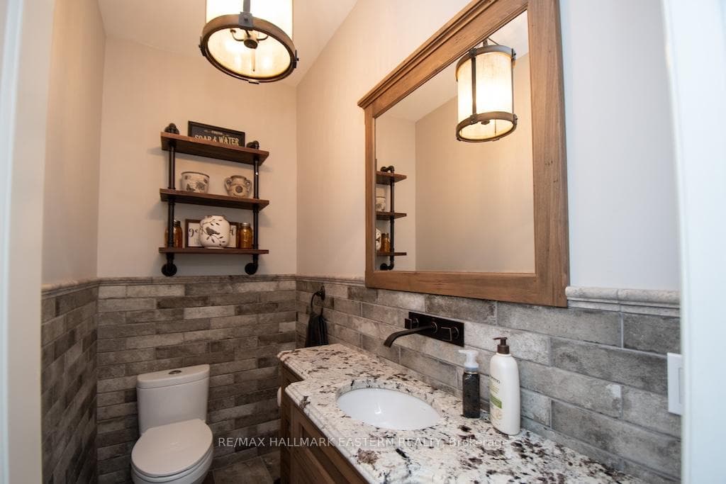 267 Edwina Drive photo 16