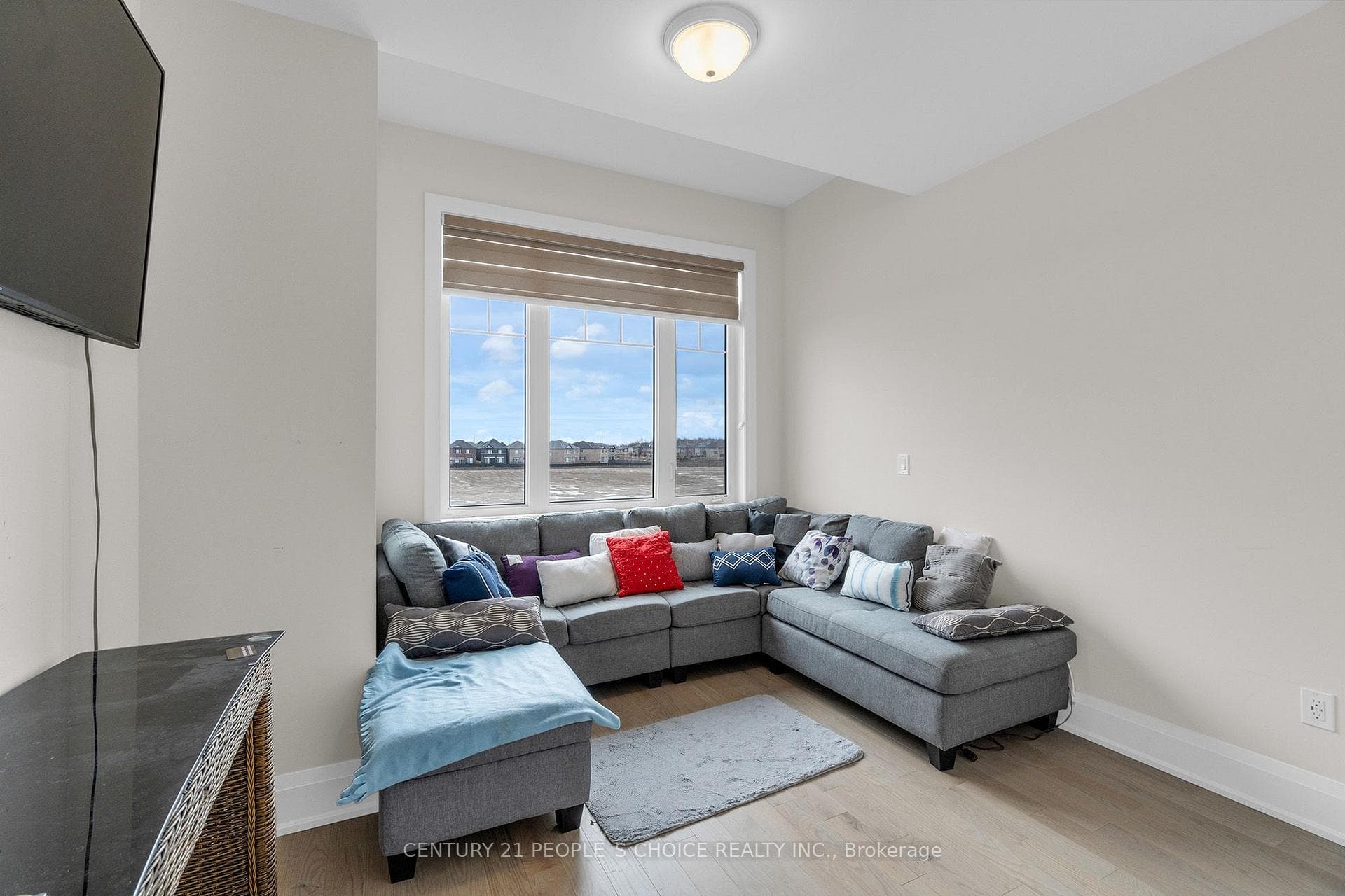 10 Tweedhill Avenue photo 26