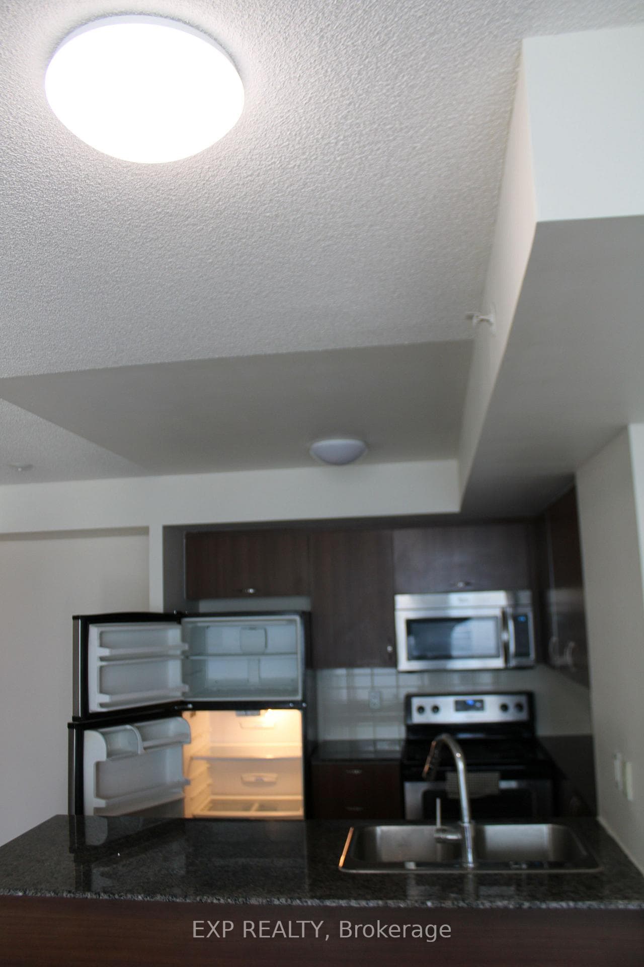 5740 Yonge Street Unit 1407 photo 37