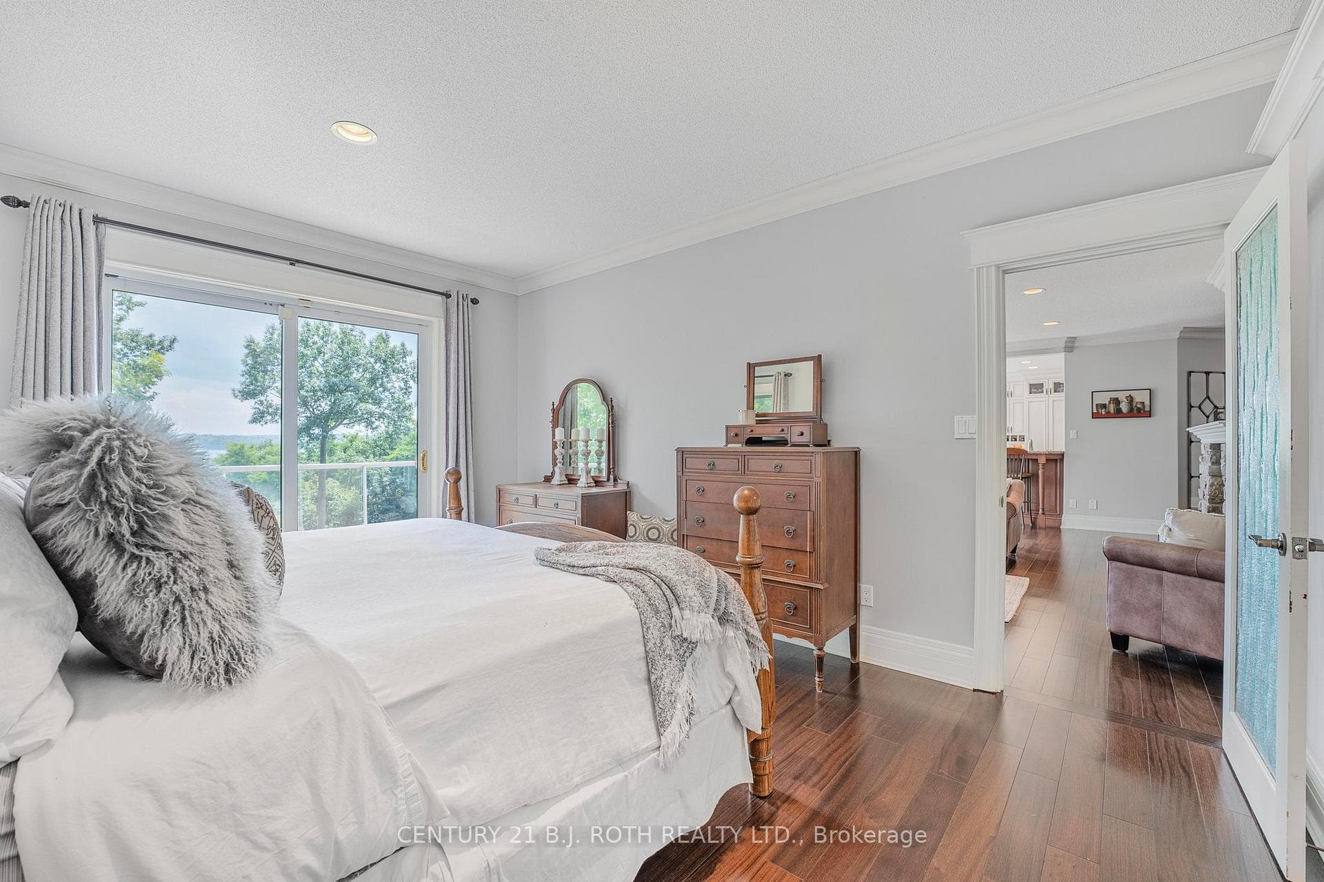 175 Shanty Bay Road photo 14