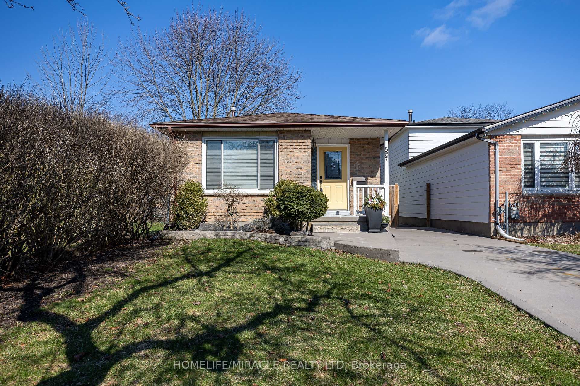 567 Ferndale Court photo 2