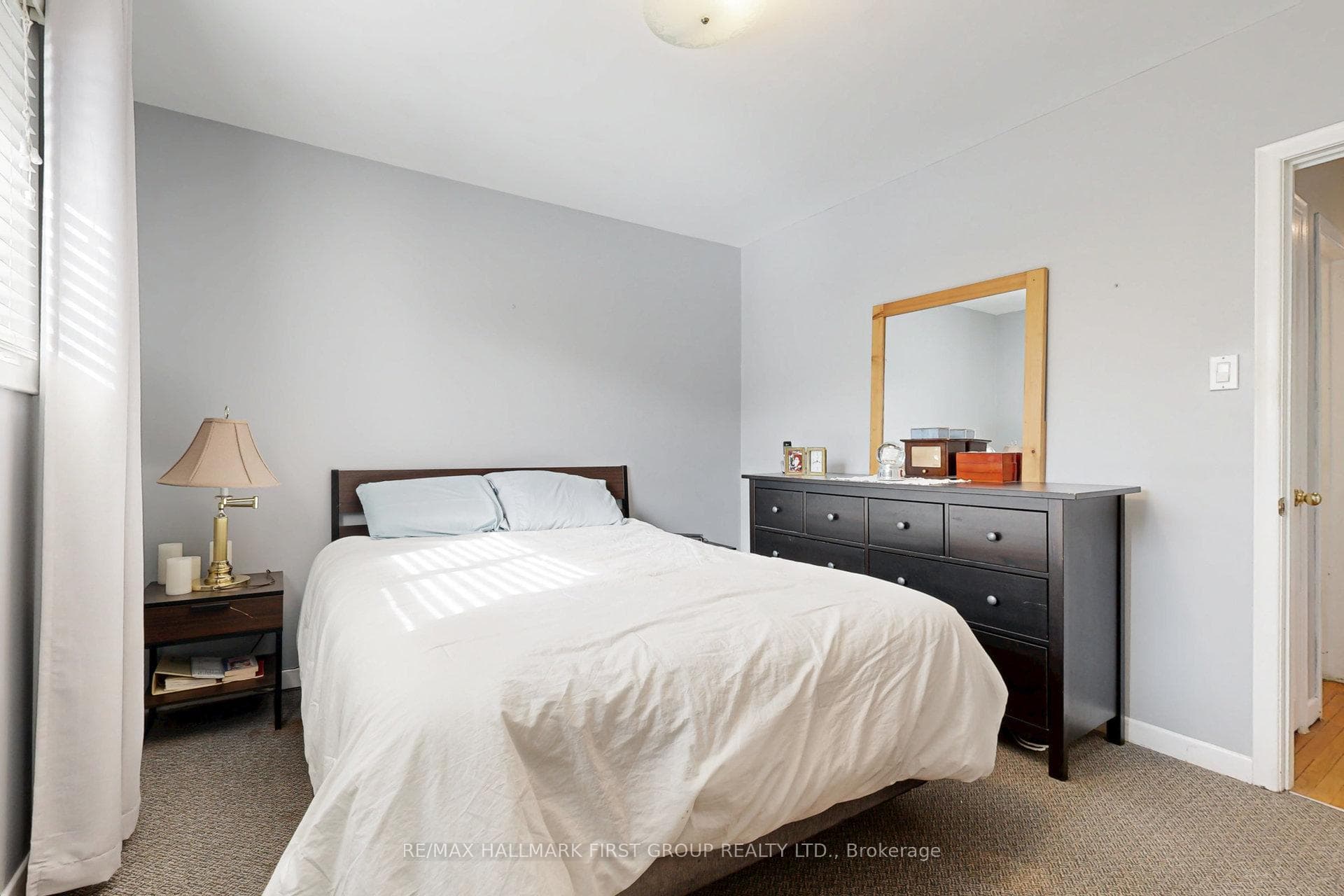 560 Rougemount Drive photo 21