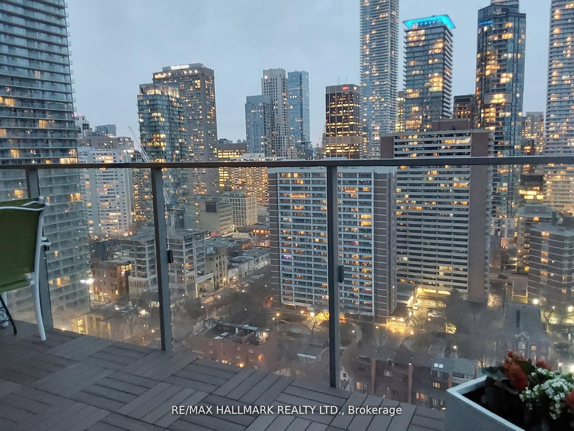 50 Wellesley Street Unit 2904 photo 24