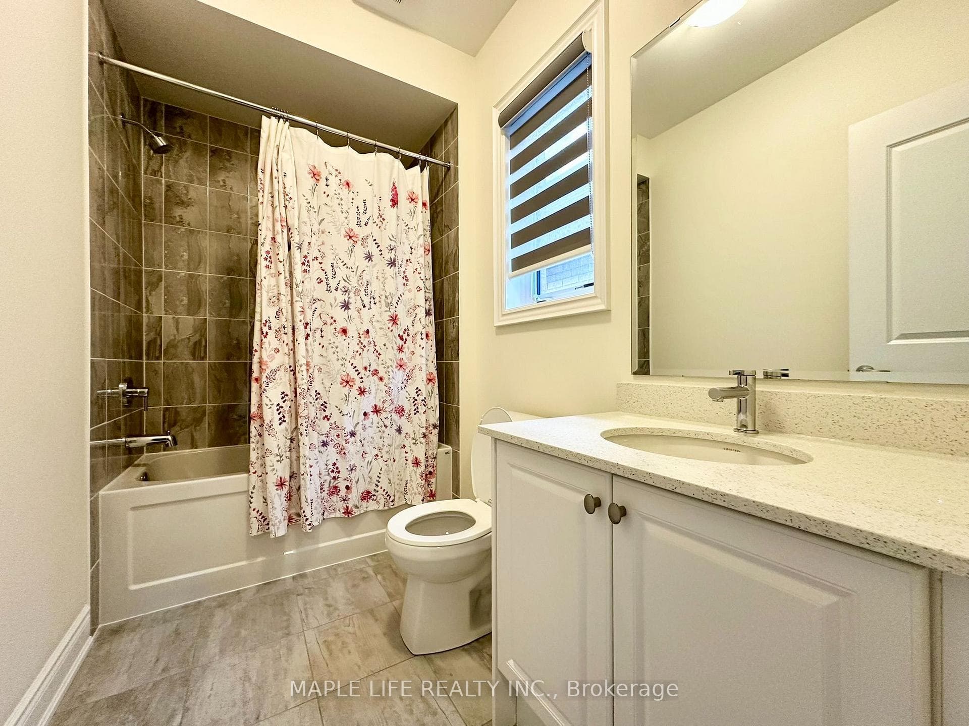 162 Rowe Street photo 33
