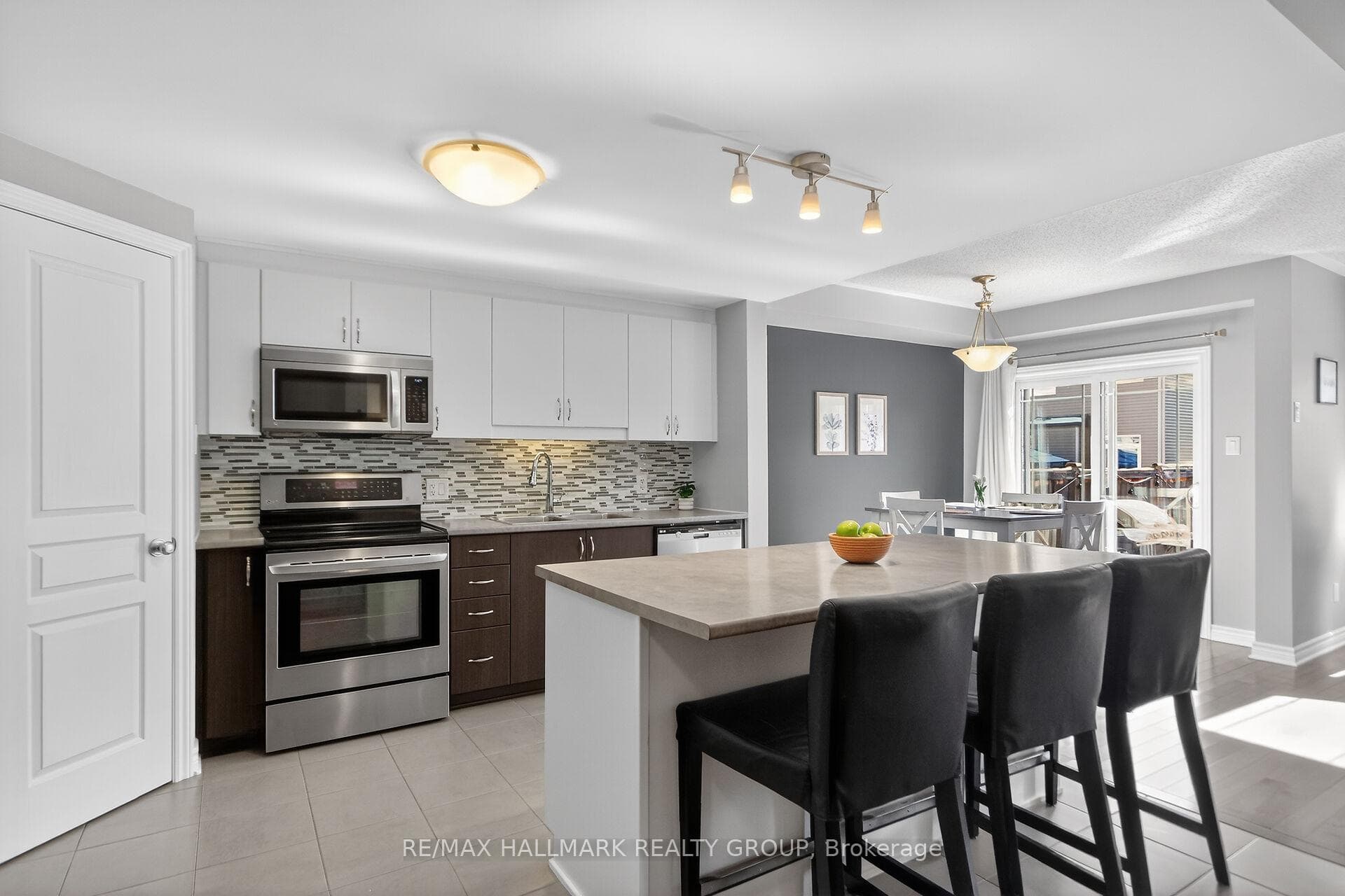 457 Barrick Hill Road photo 7