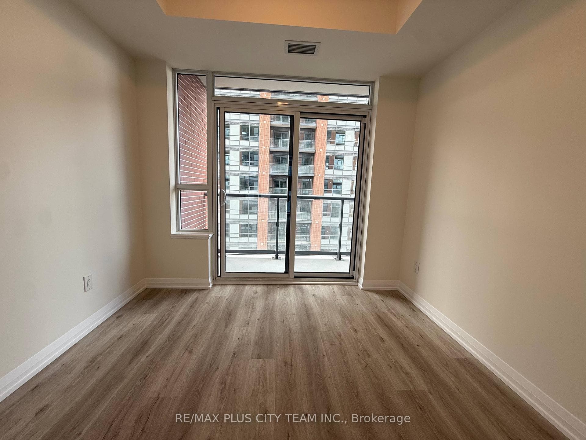 3270 Sheppard Avenue Unit 1725 photo 11
