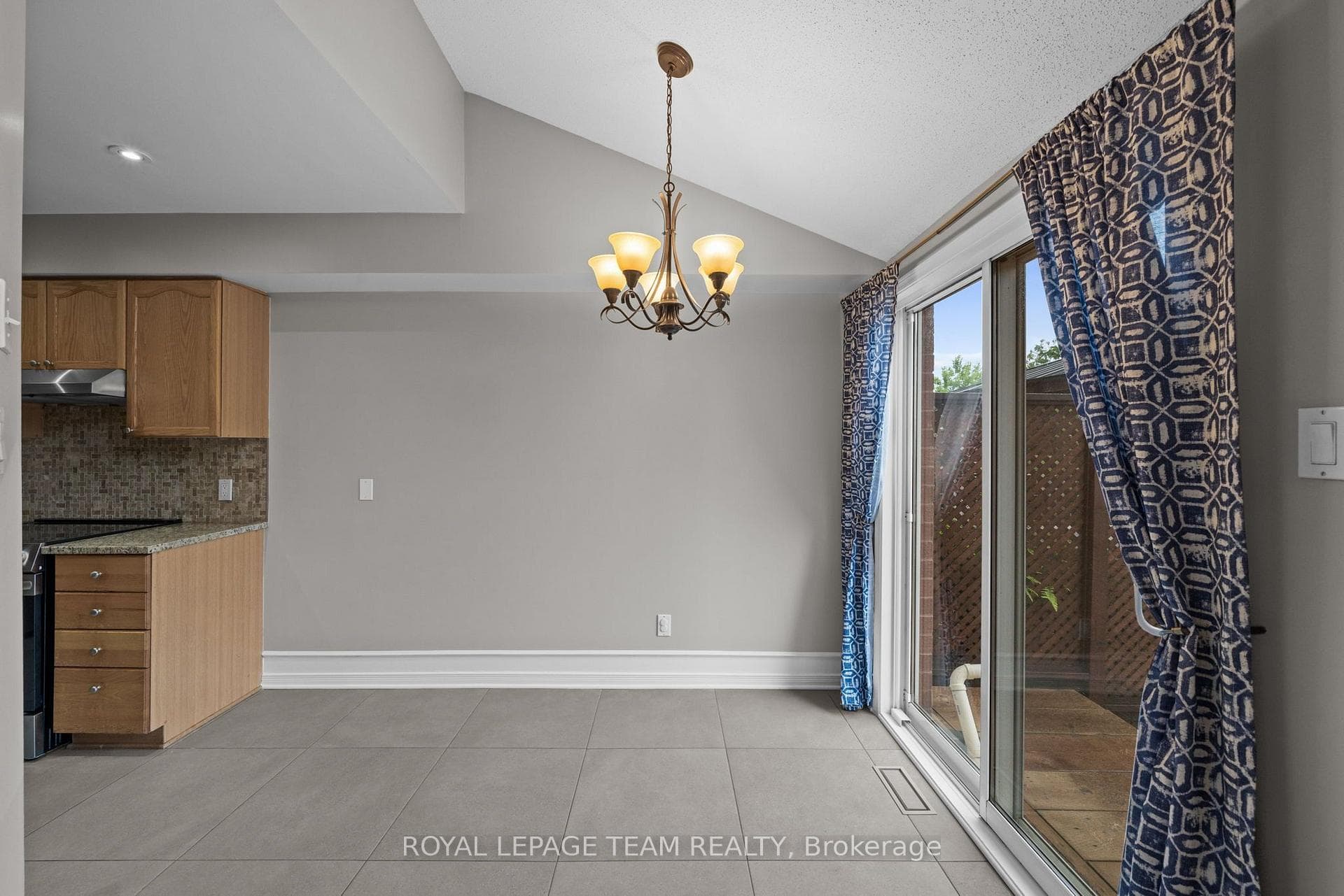 937 Goose River Avenue photo 11