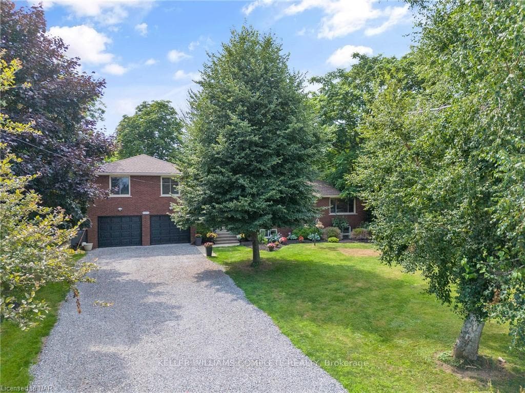 4576 Martin Road photo 2