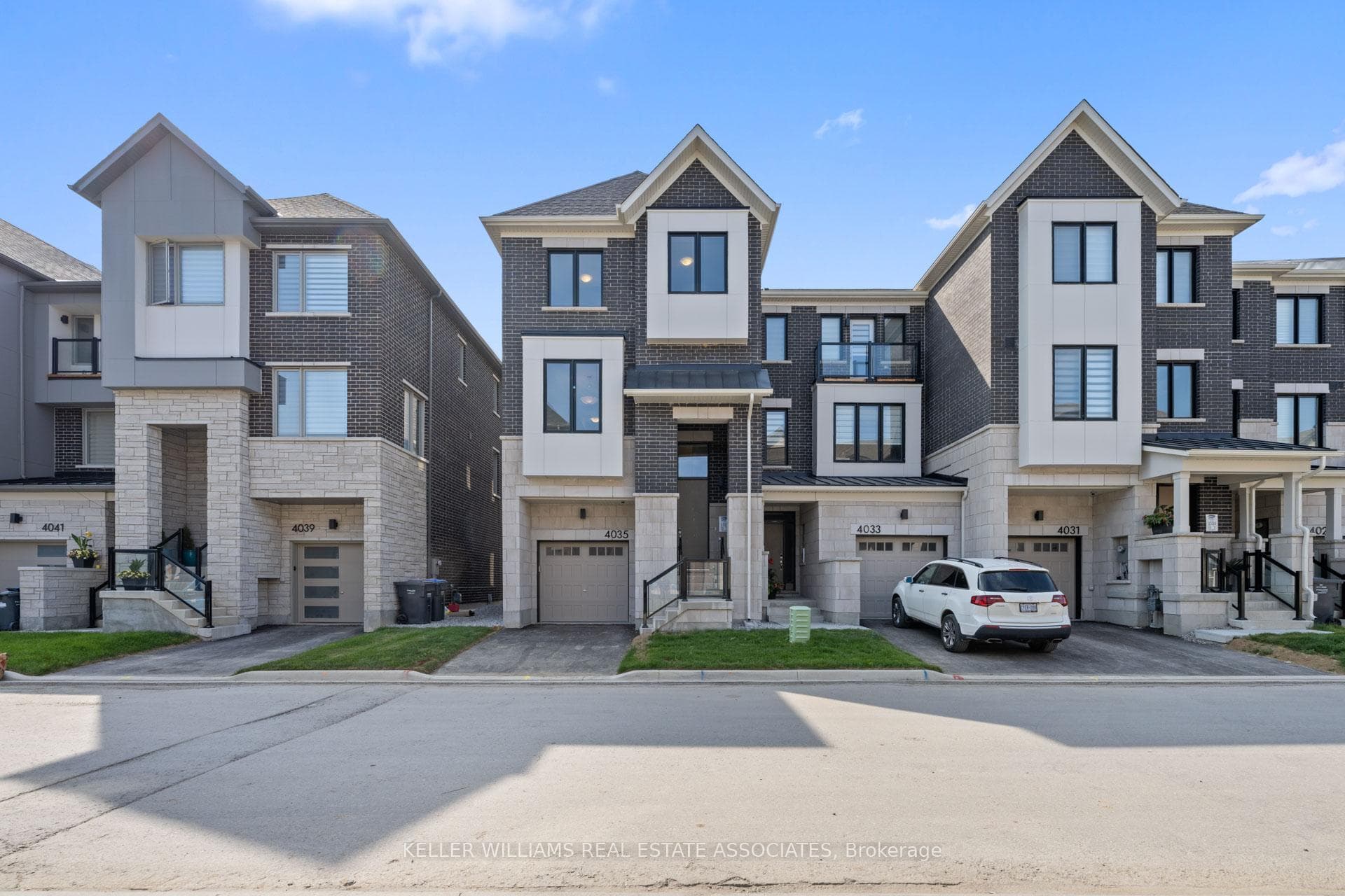 4035 Saida Street photo 1