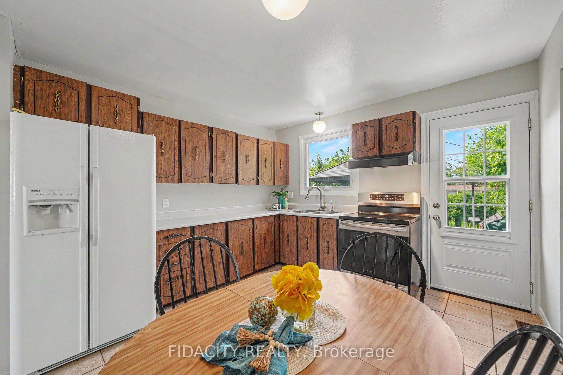 18 Ross Street photo 9