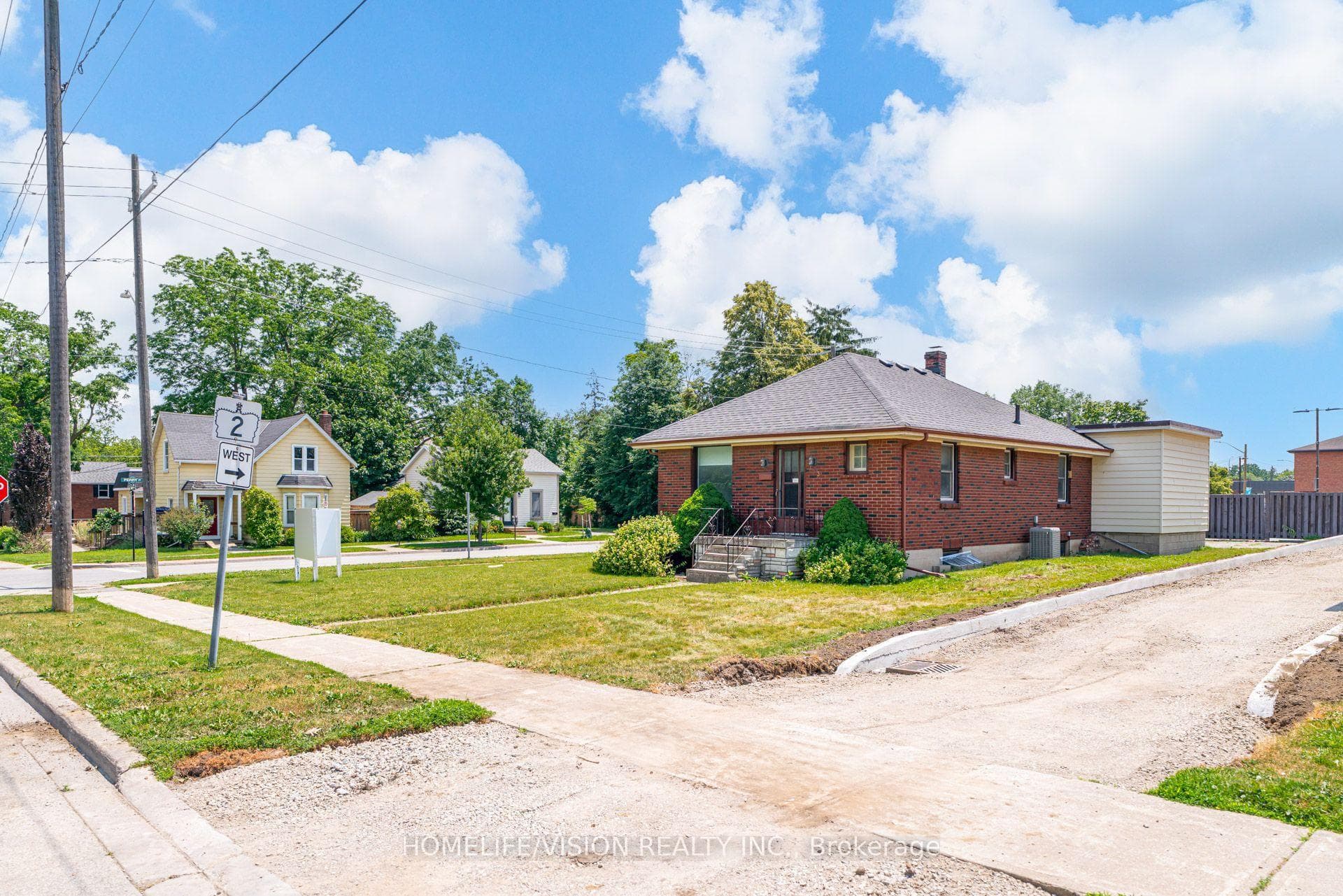 133 Mary Street photo 2