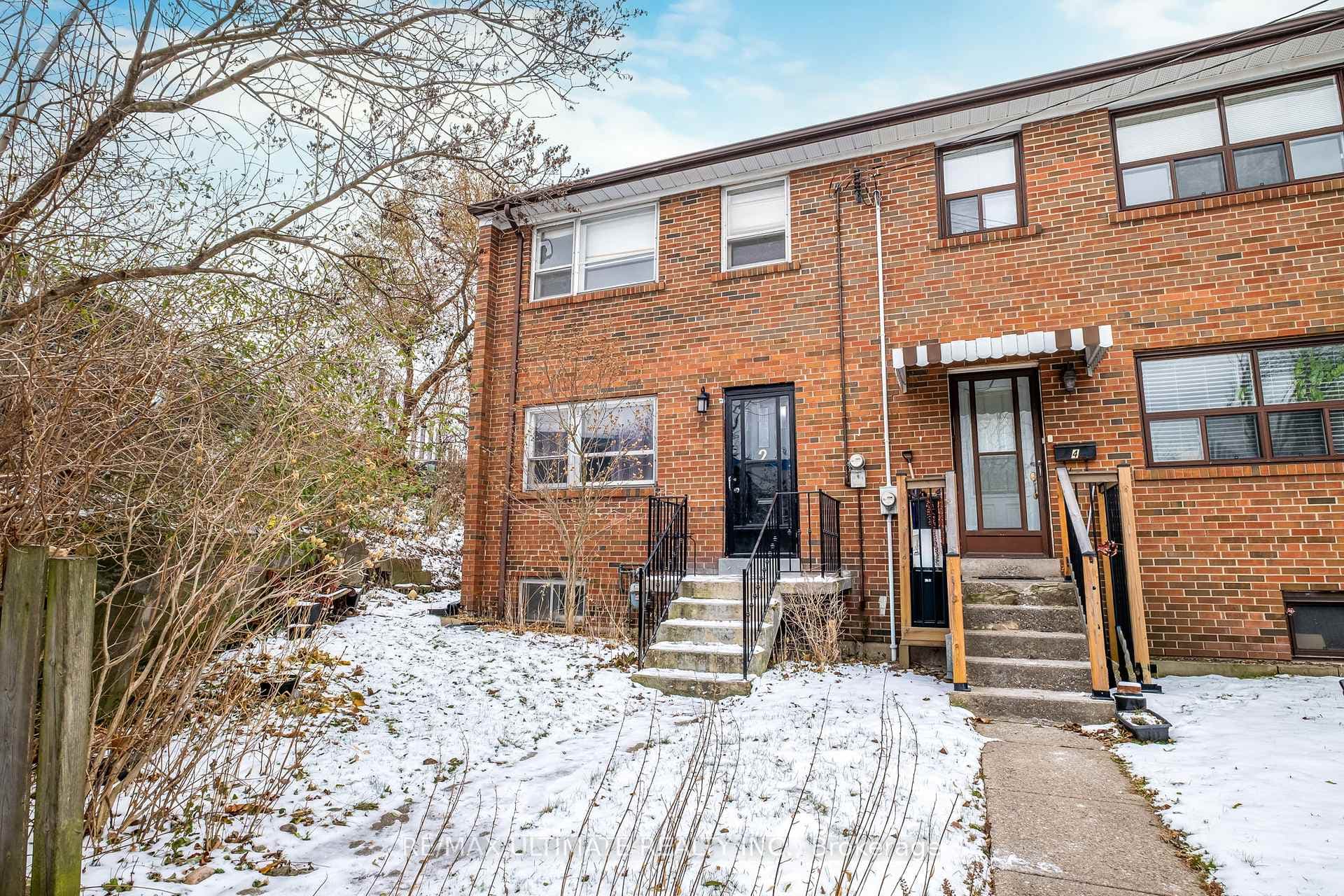 2 Egan Avenue photo 1