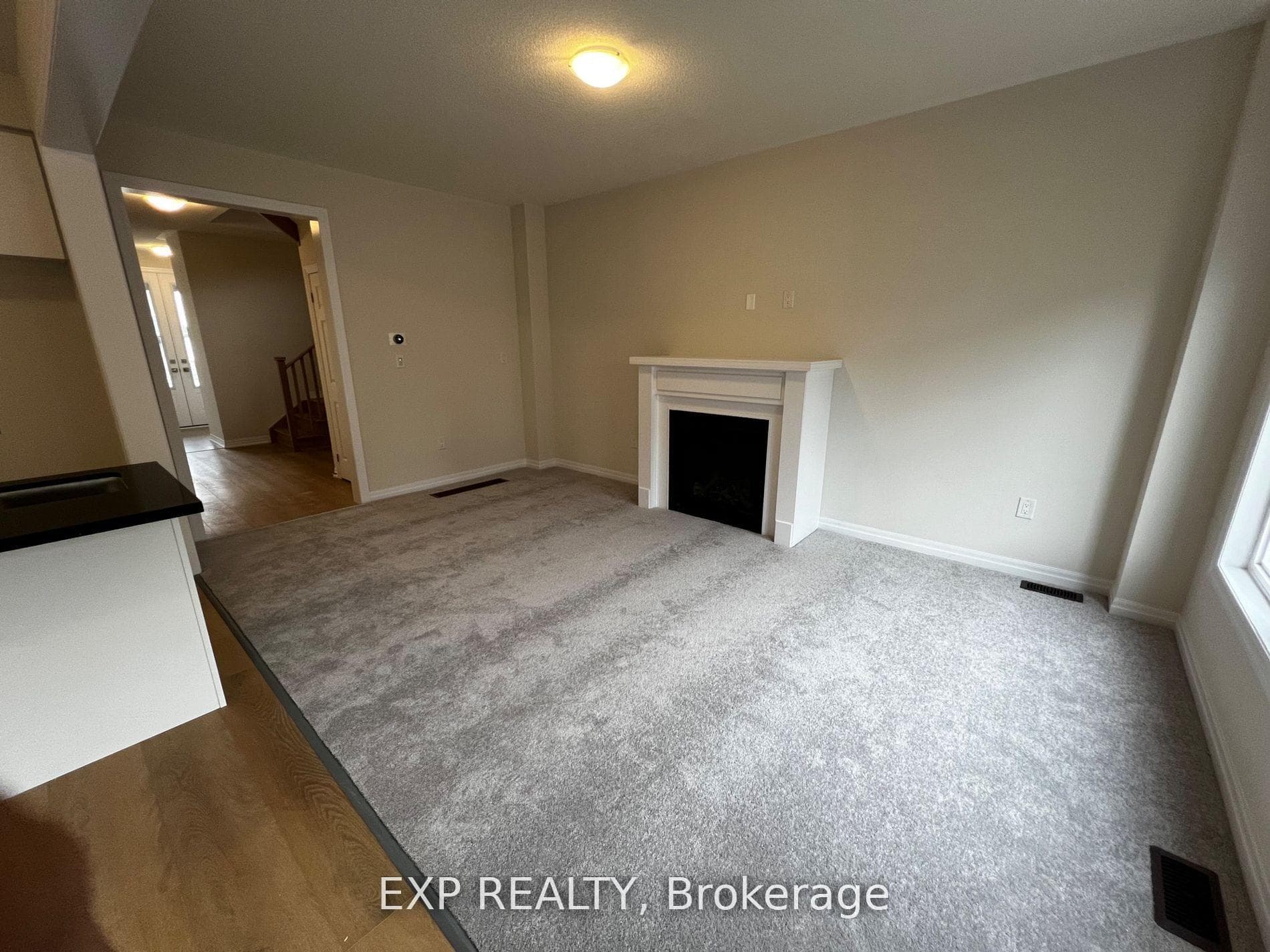 174 Flood Avenue photo 6