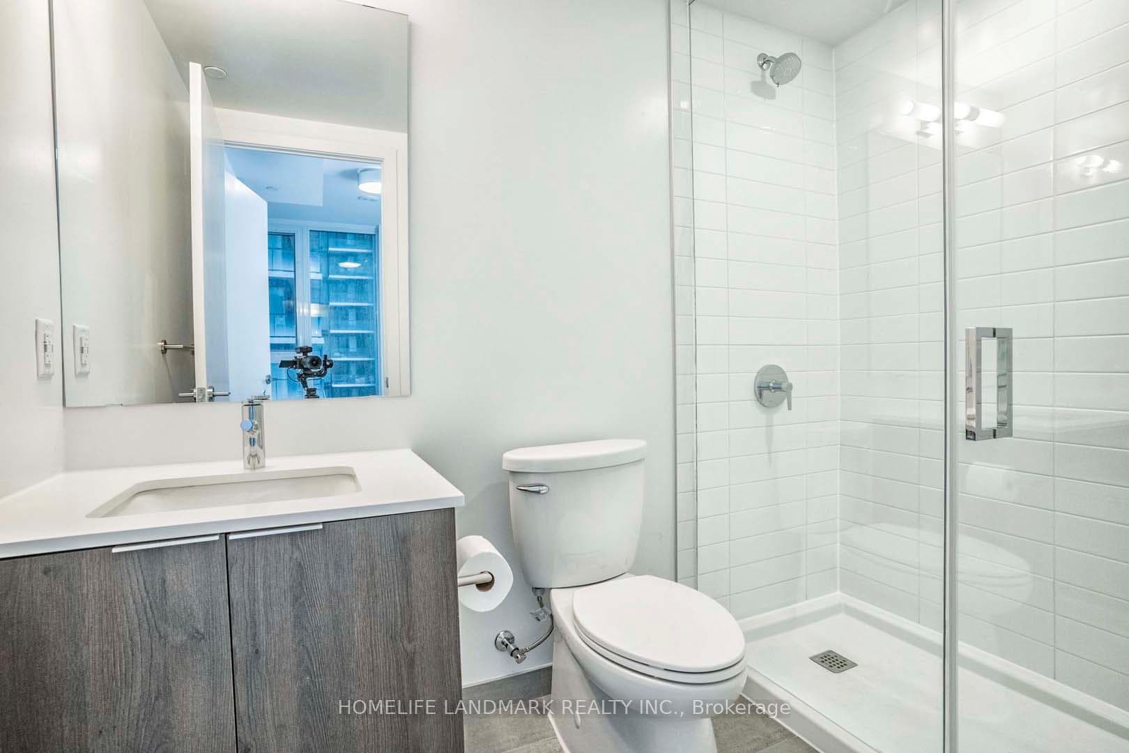 357 King Street Unit 1208 photo 17