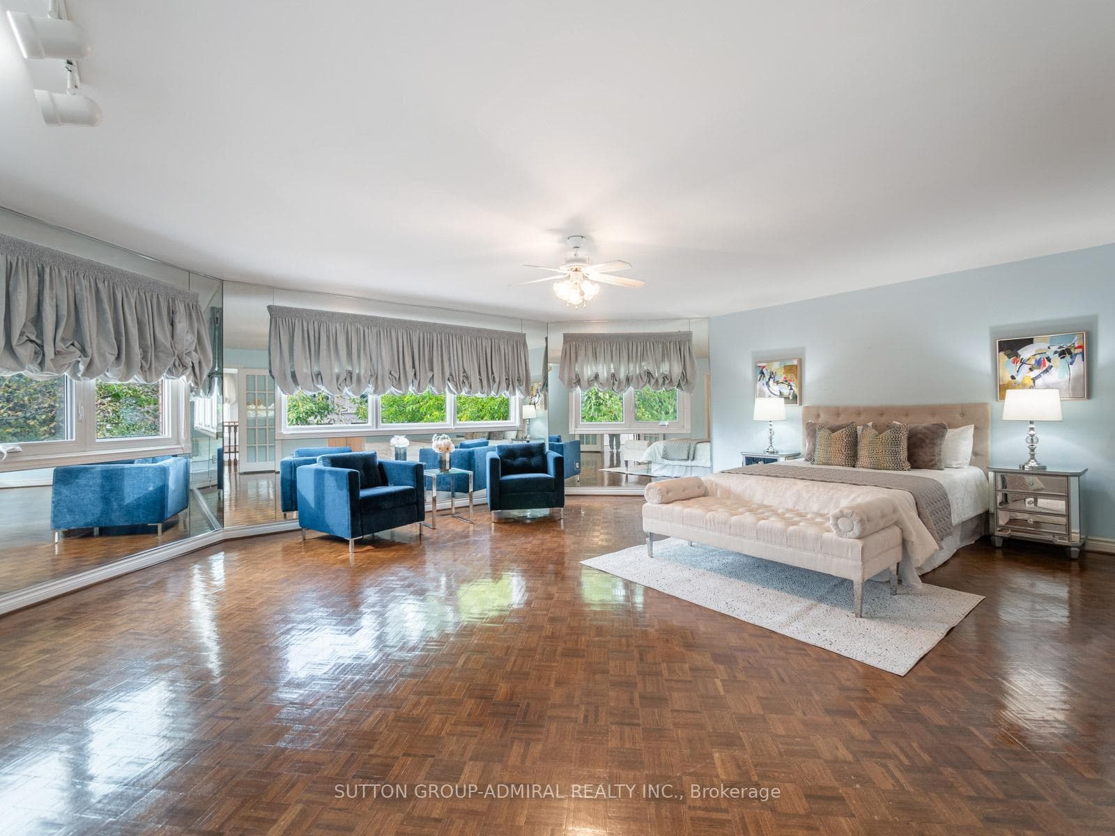 582 Spring Gate Boulevard photo 16