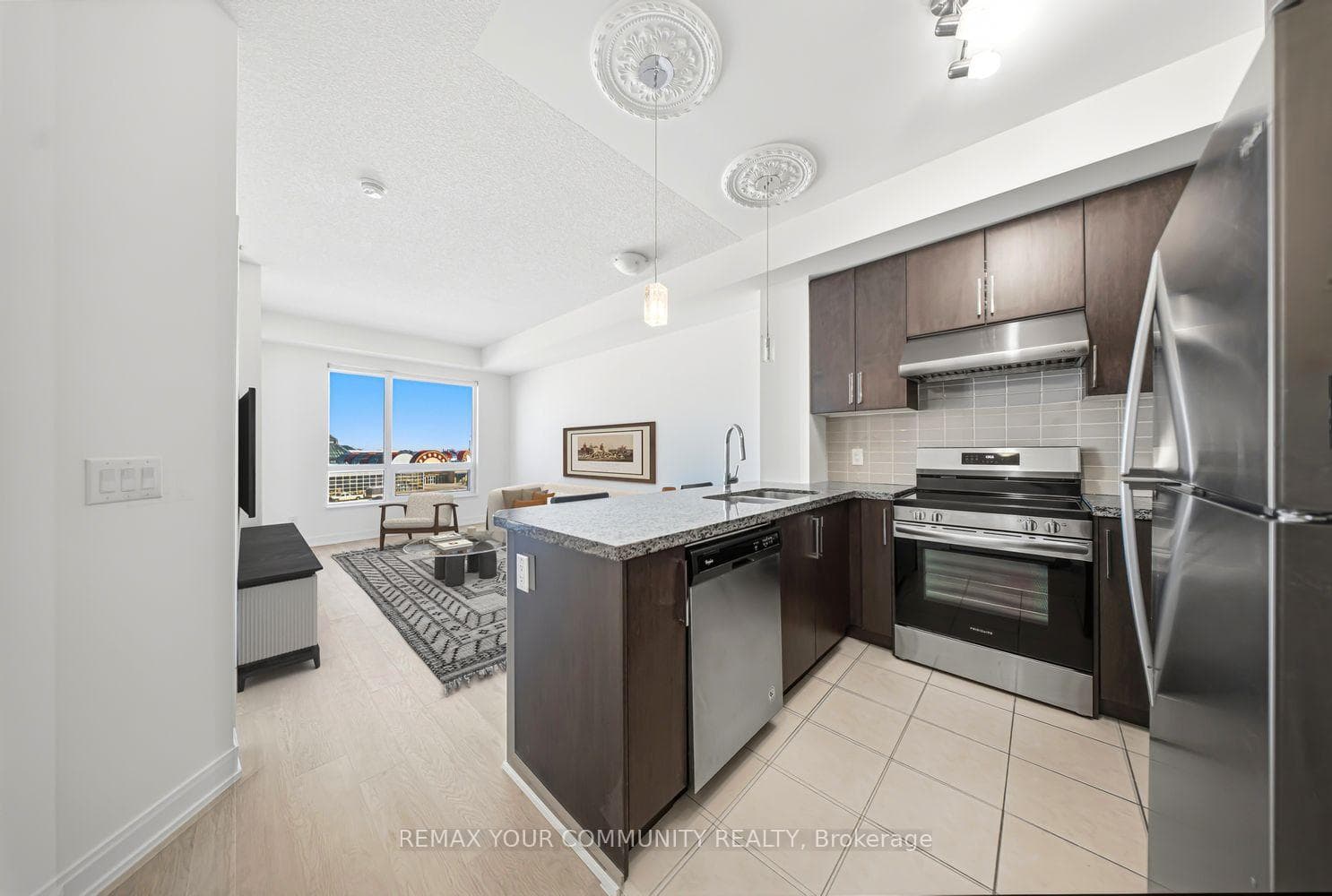 840 Queens Plate Drive Unit 510 photo 1