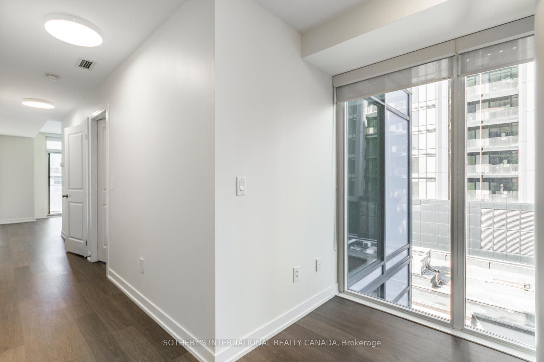 105 George Street Unit 713 photo 8