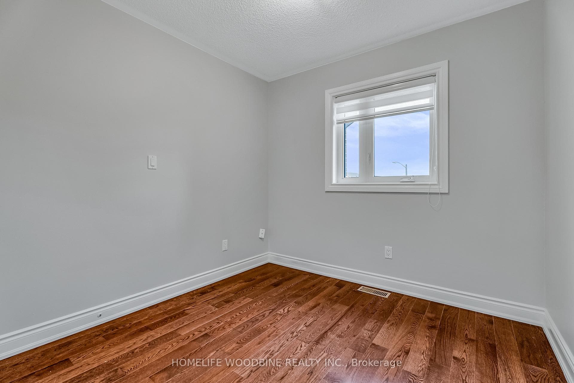 164 Deepsprings Crescent photo 23