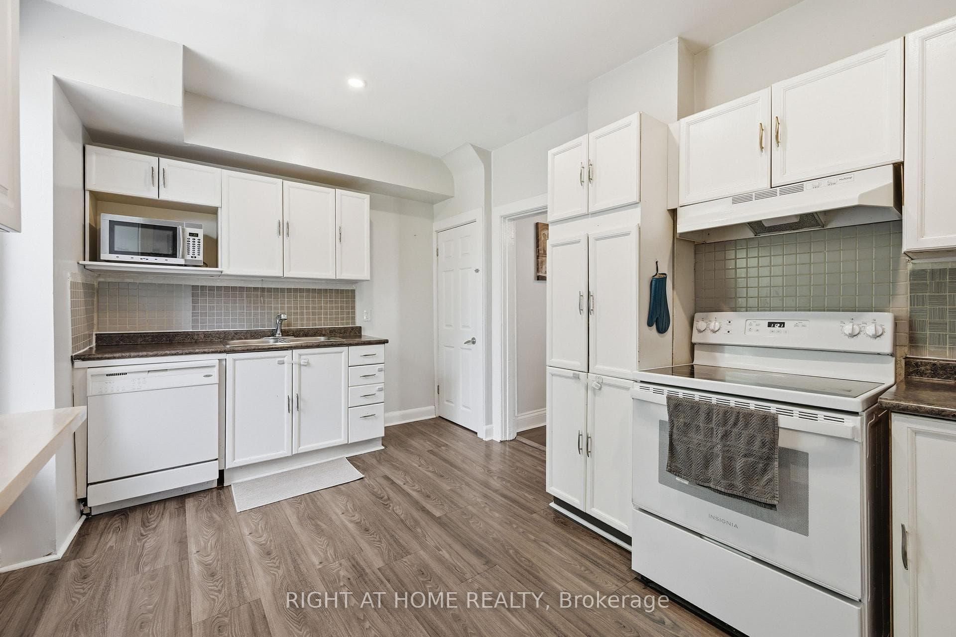 69 Hillyard Street photo 5