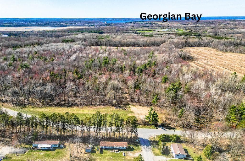 5263 Elliott Side Road Unit #1 photo 2