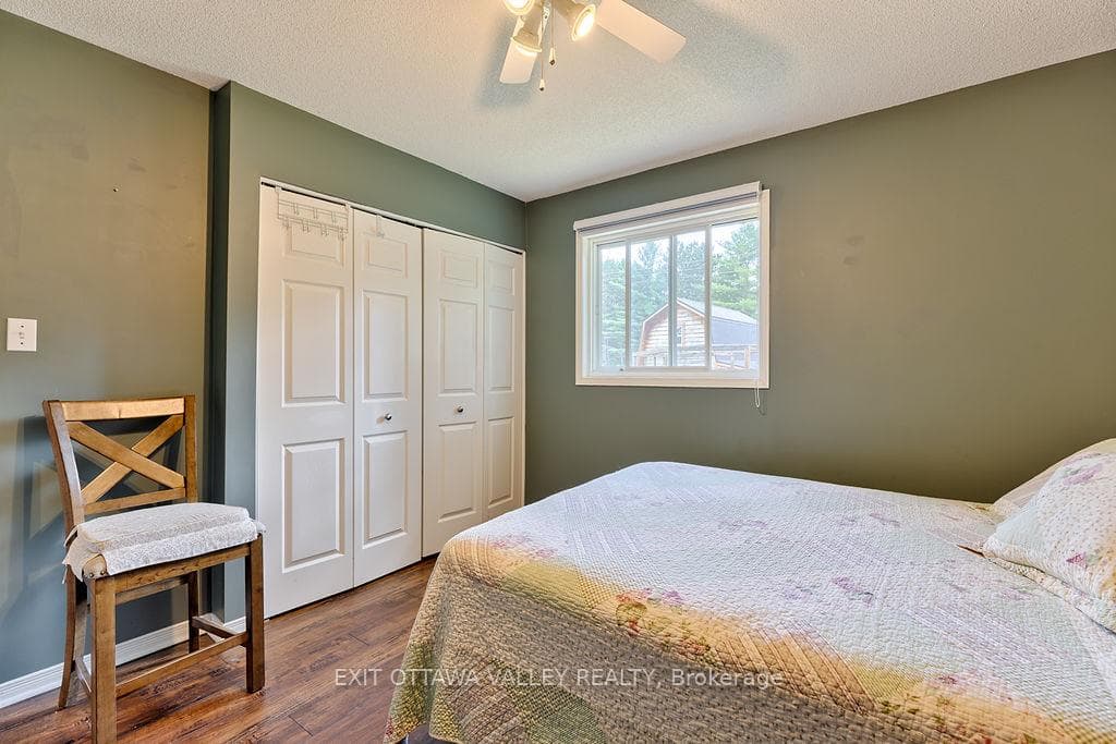 314 Carla Street photo 21