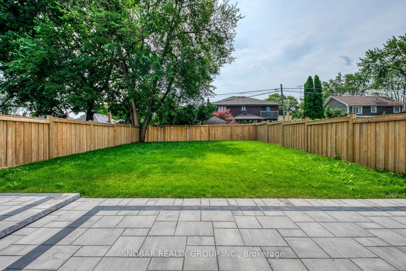 123 Edgecroft Road photo 40
