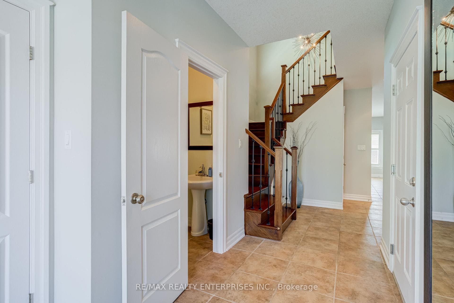 444 Dicenzo Drive photo 6