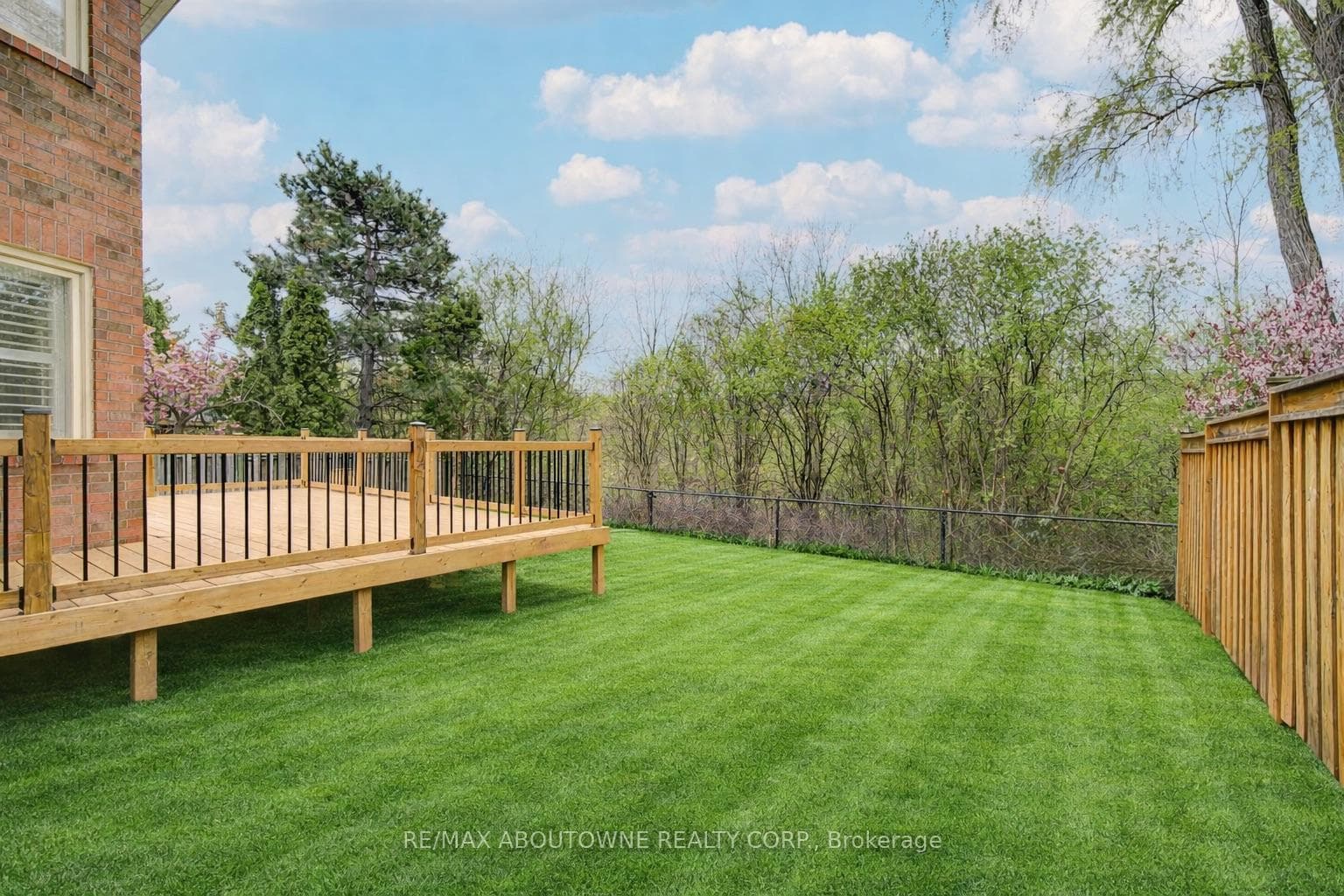 1126 Berkshire Court photo 43