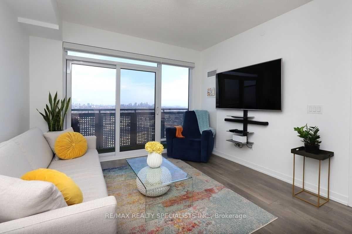2520 Eglinton Avenue Unit 1313 photo 5