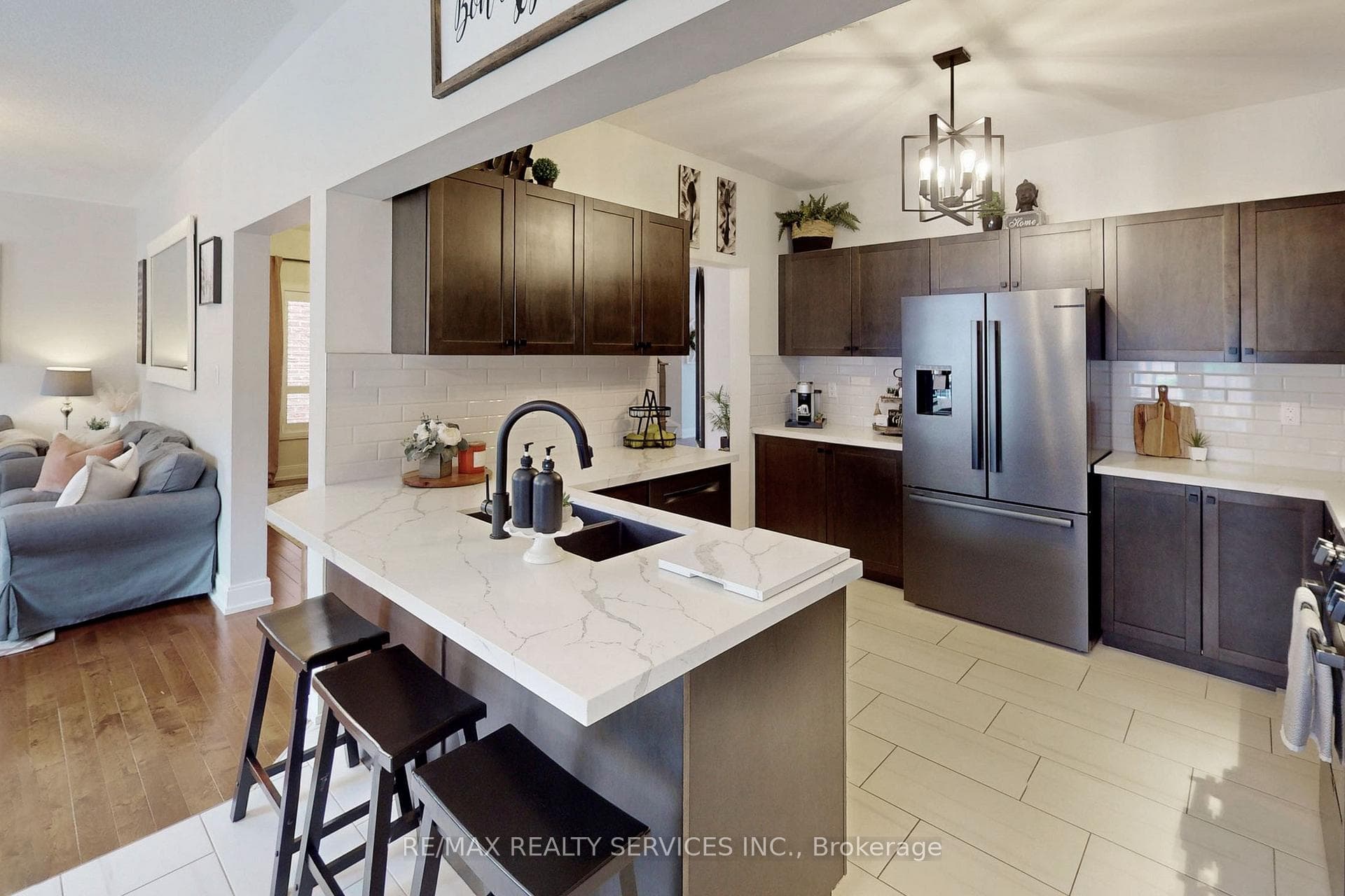 1253 Weller Crossing N/A photo 14