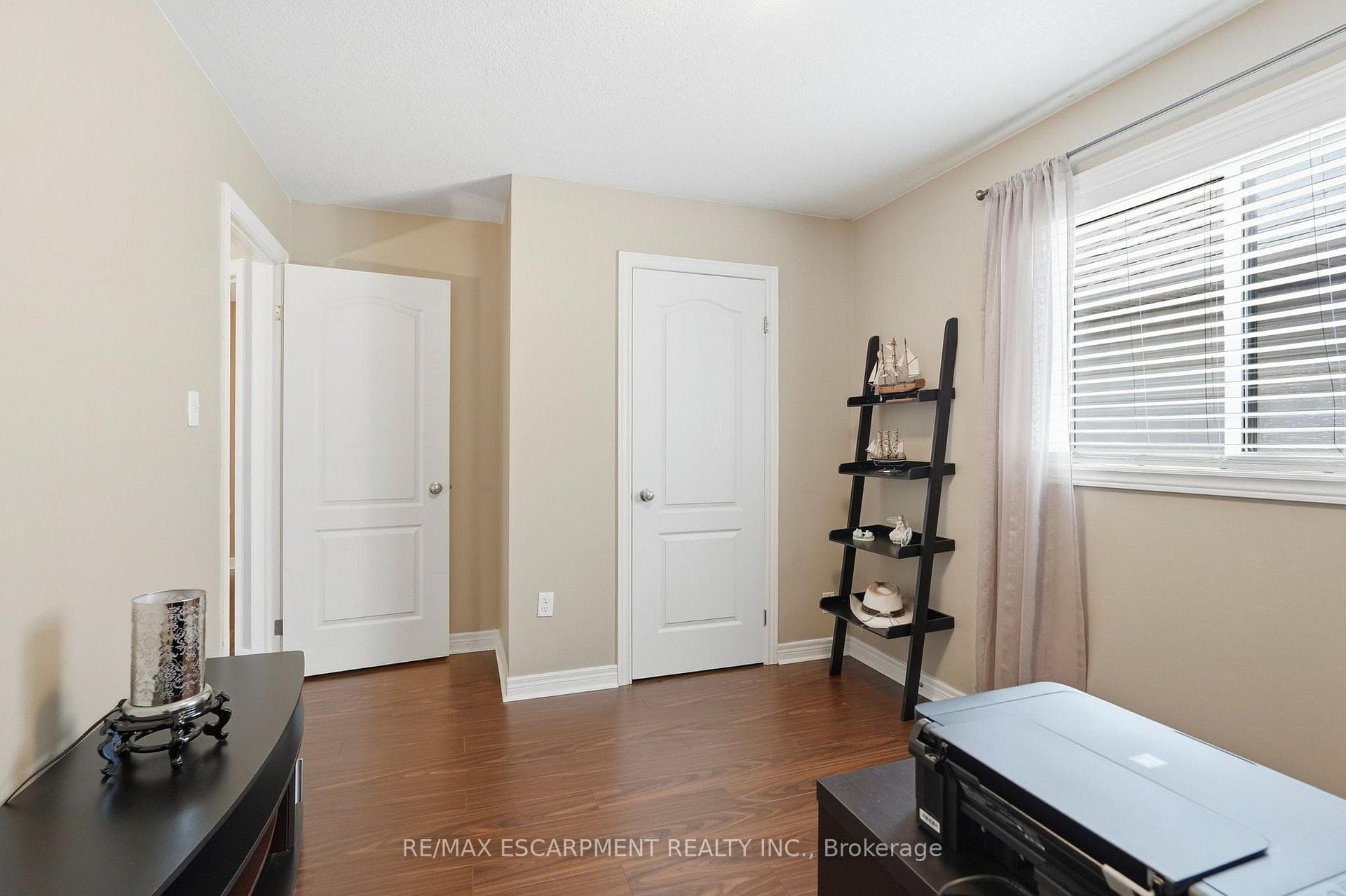 1332 Baseline Road photo 32