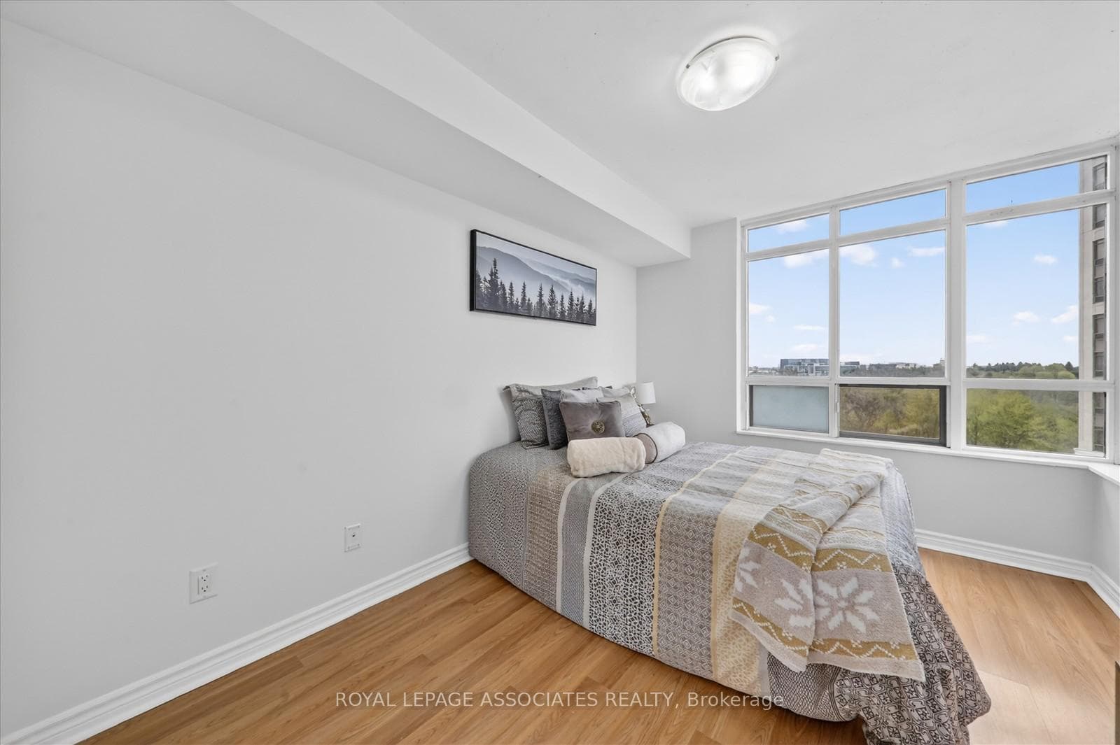 710 Humberwood Boulevard Unit 606A photo 31