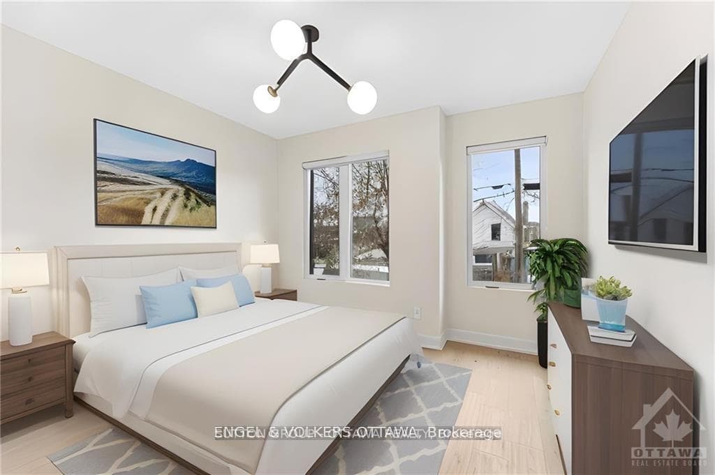 136 Carillon Street Unit A photo 7