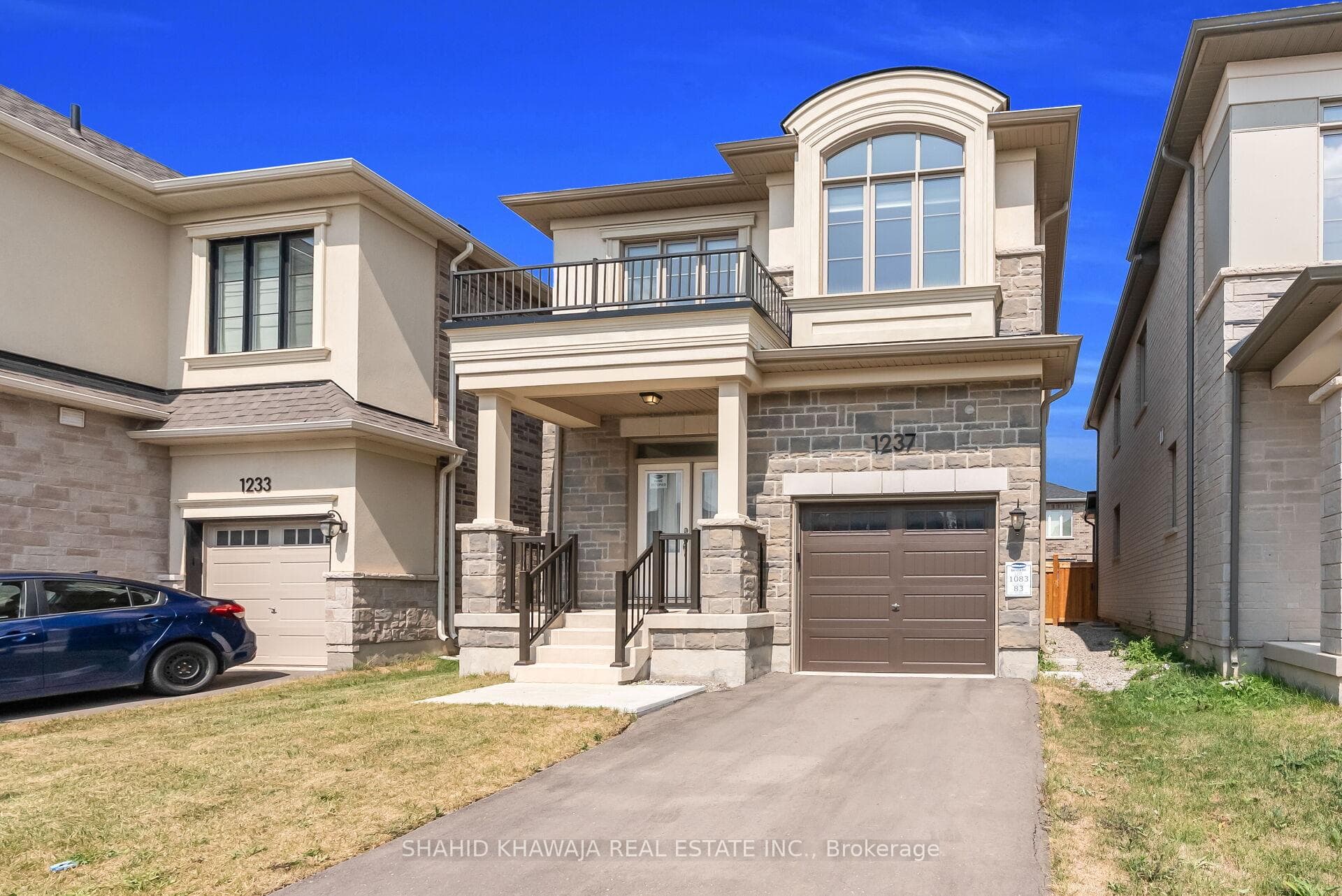 1237 Trudeau Drive photo 3