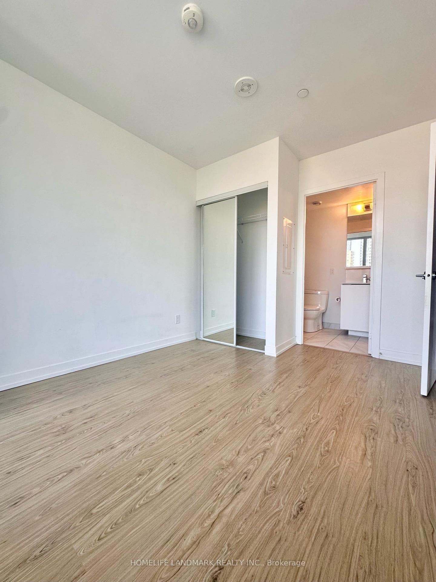 85 Wood Street Unit 815 photo 6