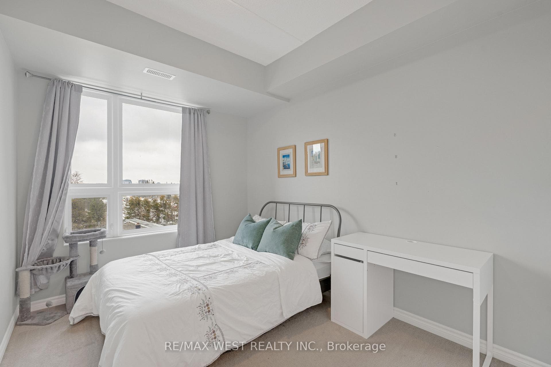 1280 GORDON Street Unit 310 photo 13