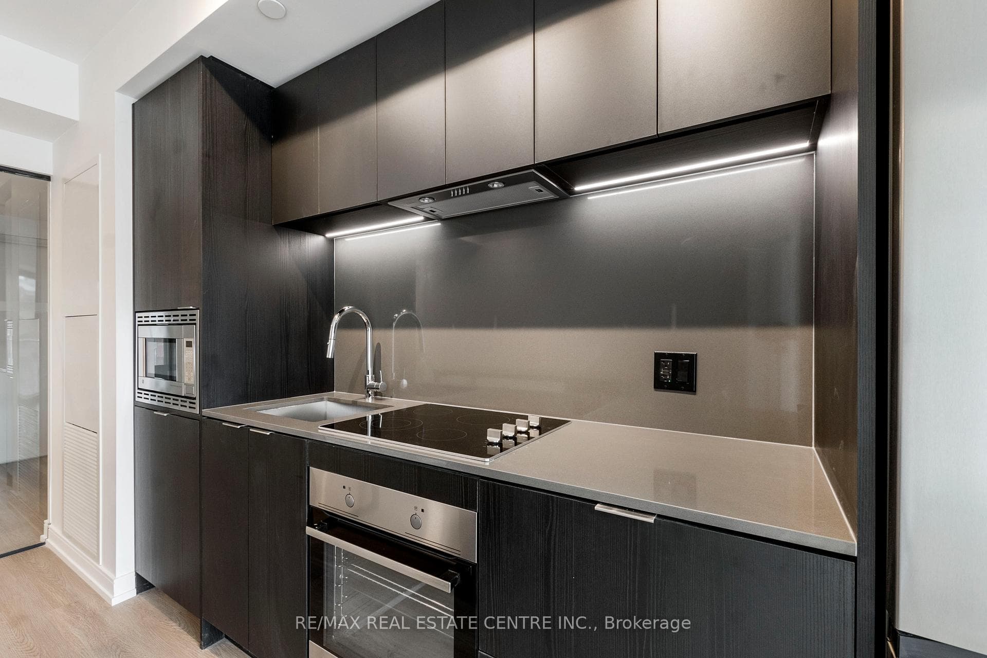 1 Jarvis Street Unit 1001 photo 19